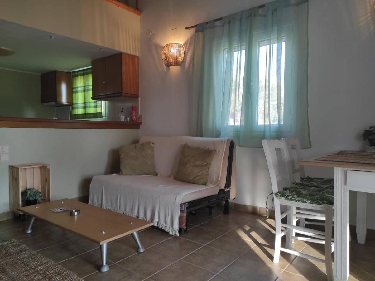 "Koukmos Beach" Greenspace Living - Private Sandy Beach Parakoila Exterior photo